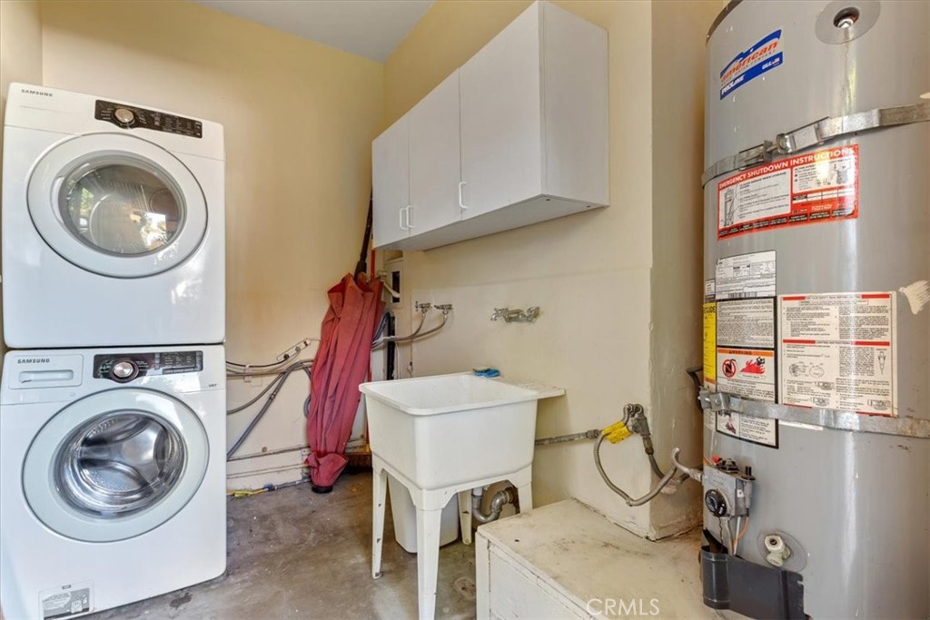 17900 Hatteras Street Encino, CA 91316 - Photo 17 of 17