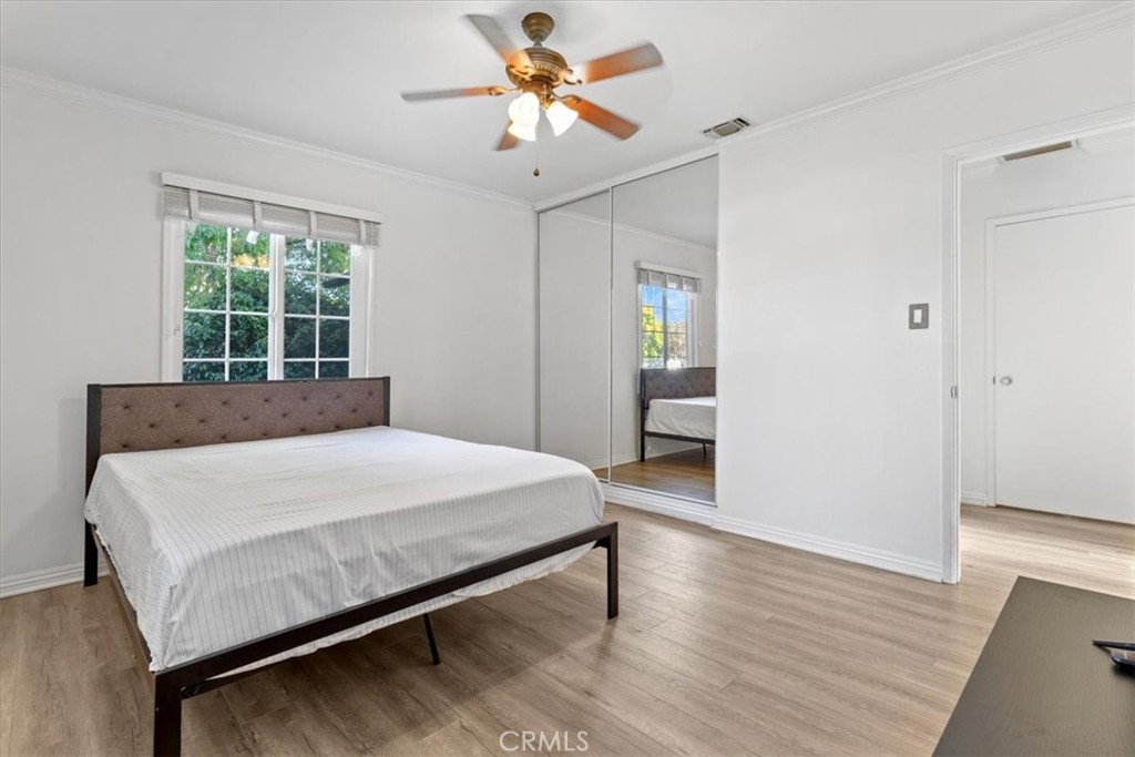 17900 Hatteras Street Encino, CA 91316 - Photo 7 of 17