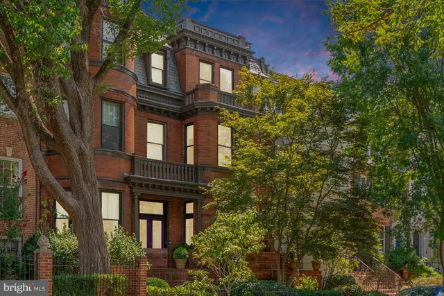 front view of a residential apartment building