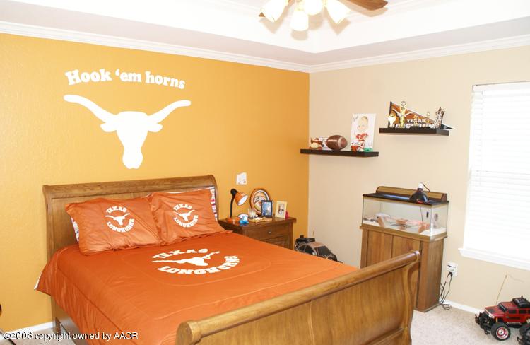7100 Rochelle Lane Amarillo, TX 79109 - Photo 20 of 25 Bedroom 3