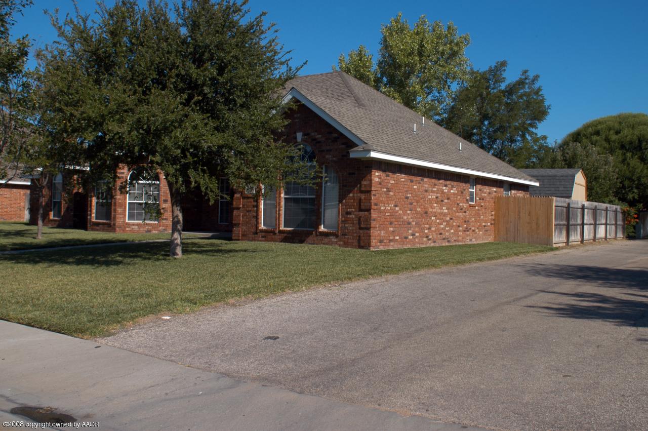 7100 Rochelle Lane Amarillo, TX 79109 - Photo 2 of 25 Corner Lot