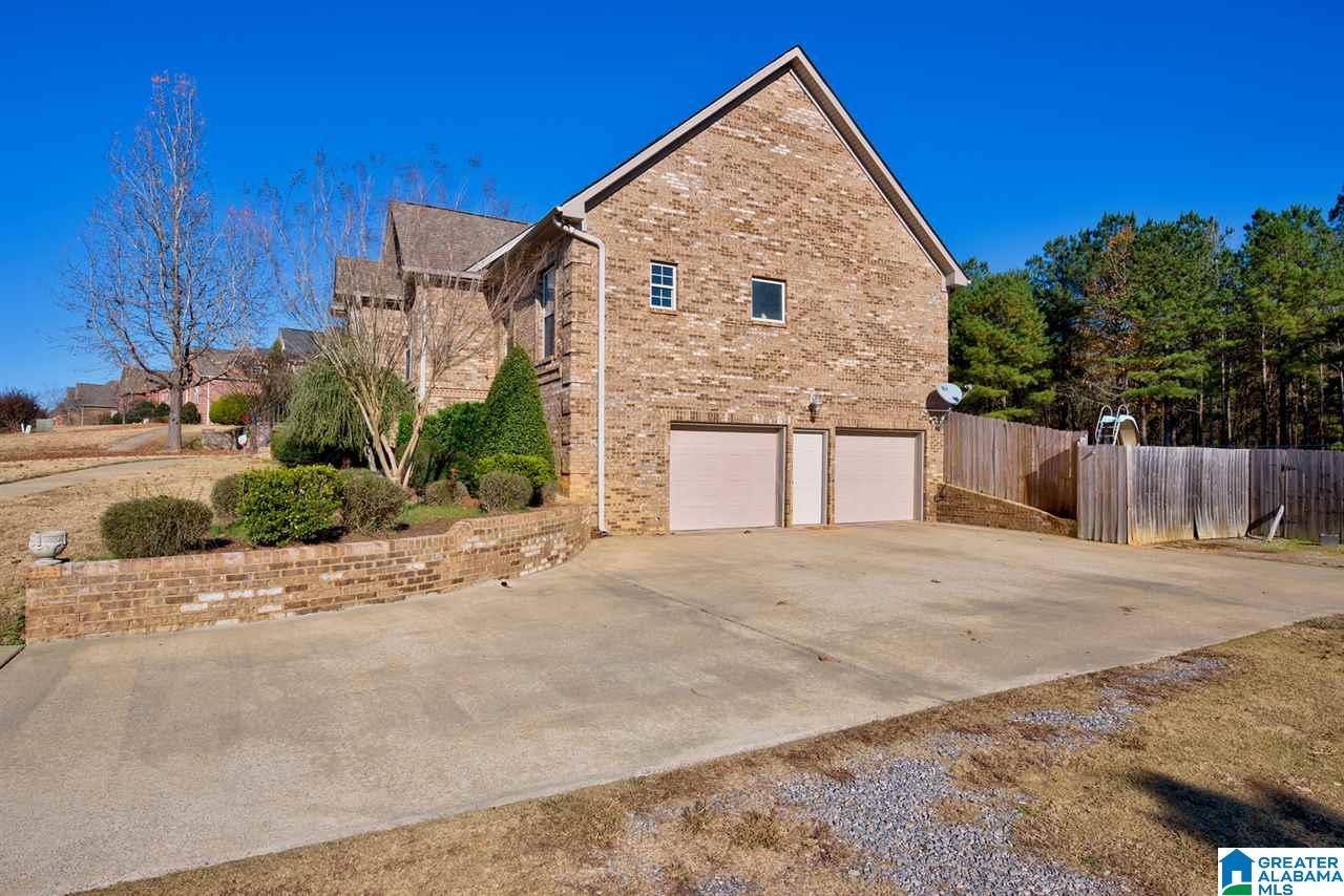 9647 Ridge Way Kimberly, AL 35091 - Photo 4 of 29