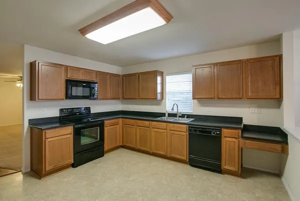 $2,150 | 4541 Martingale View Lane, Fort Worth, TX 76244