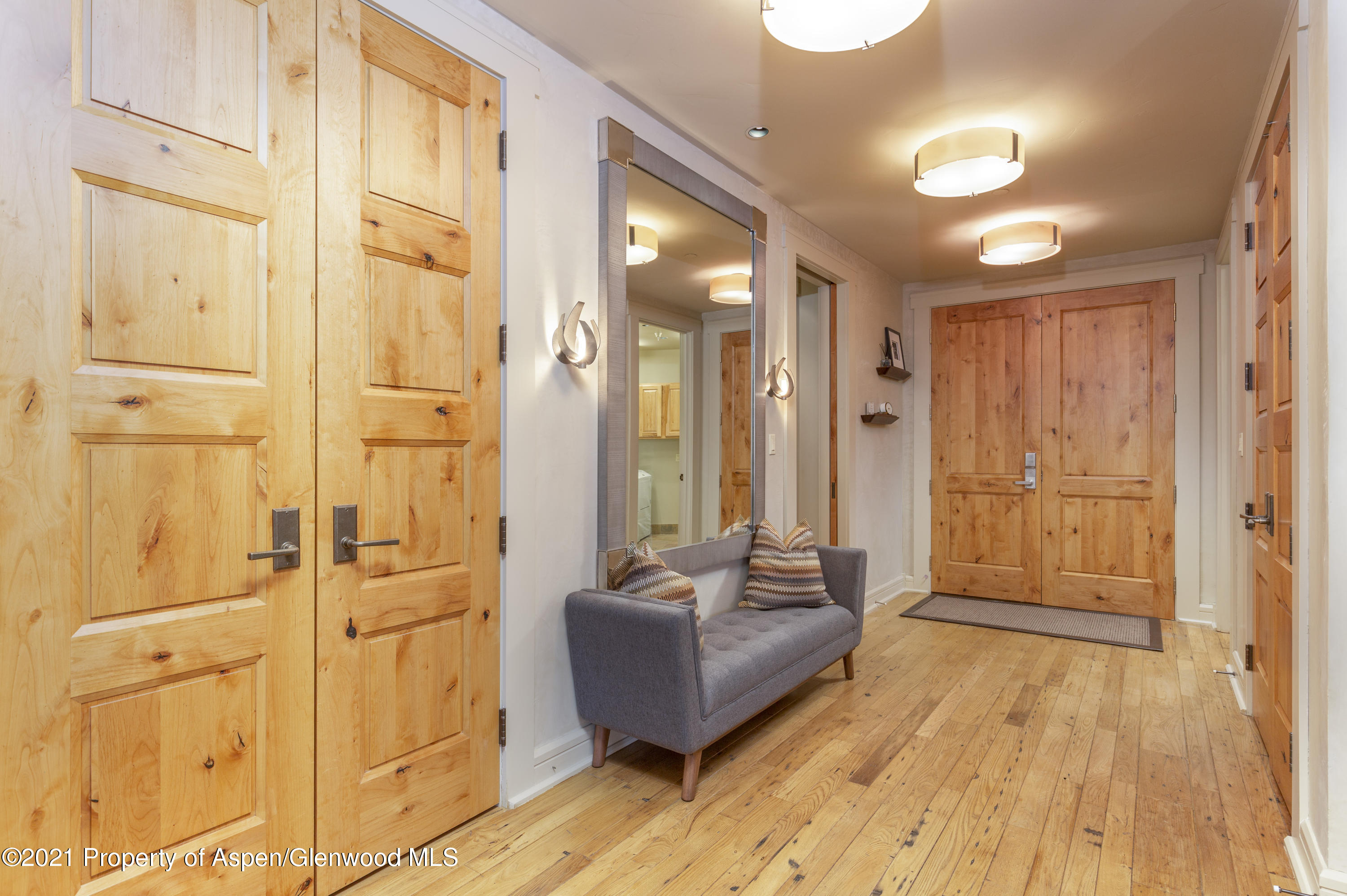 101 Founders Place, Unit 202 Aspen, CO 81611 - Photo 5 of 26 a spacious bathroom with a tub shower and a sink