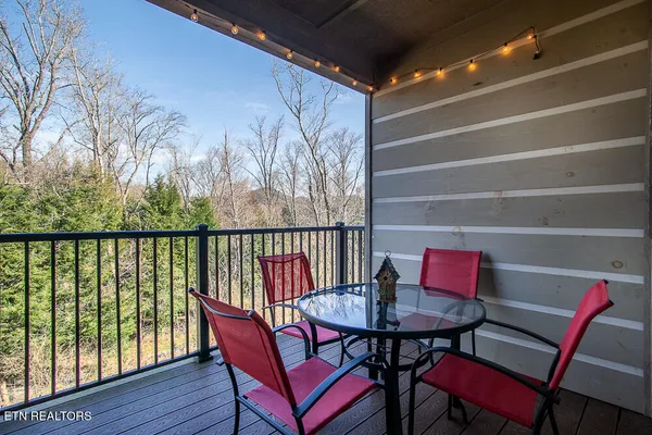 $340,000 | 338 Shooting Star Loop, Unit 203, Townsend, TN 37882