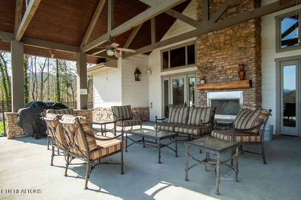 $340,000 | 338 Shooting Star Loop, Unit 203, Townsend, TN 37882