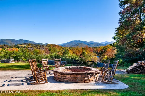 $340,000 | 338 Shooting Star Loop, Unit 203, Townsend, TN 37882
