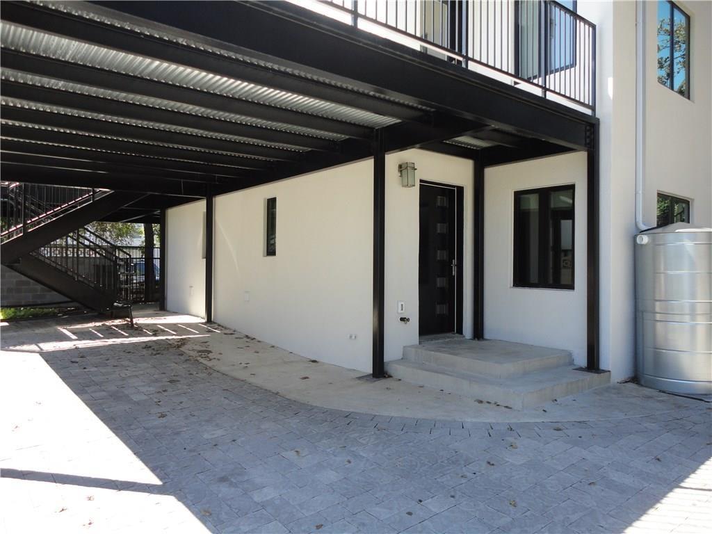 3311 Speedway, Unit B Austin, TX 78705 - Photo 23 of 23 a view of a garage