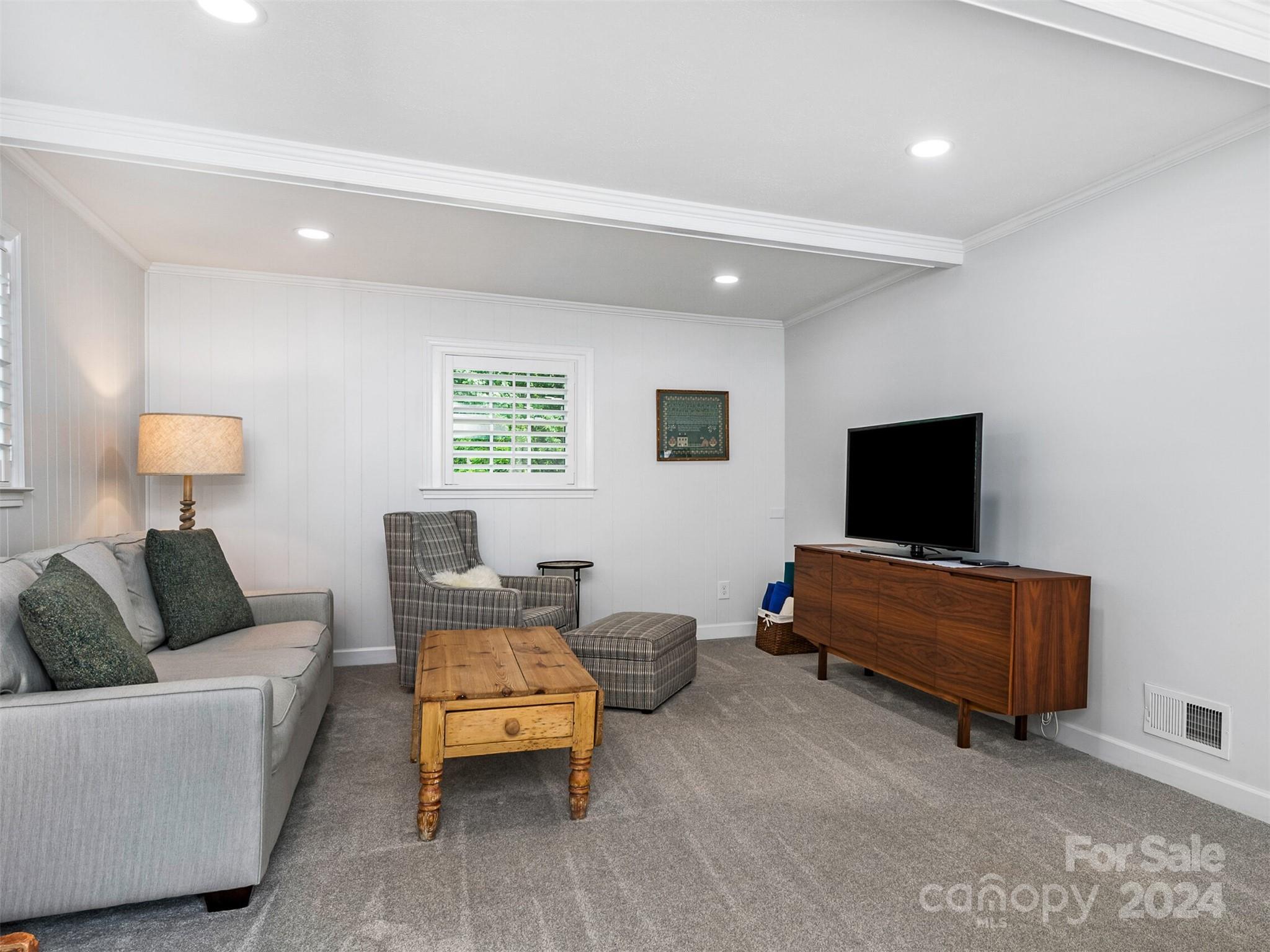 1201 Braeburn Road Charlotte, NC 28211 - Photo 21 of 31 Gallery Image 21