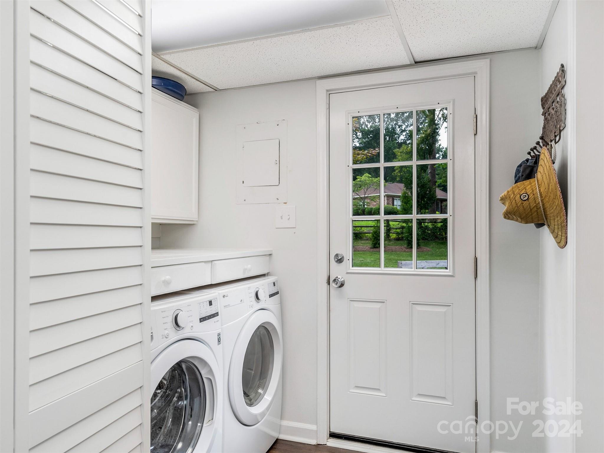 1201 Braeburn Road Charlotte, NC 28211 - Photo 25 of 31 Gallery Image 25