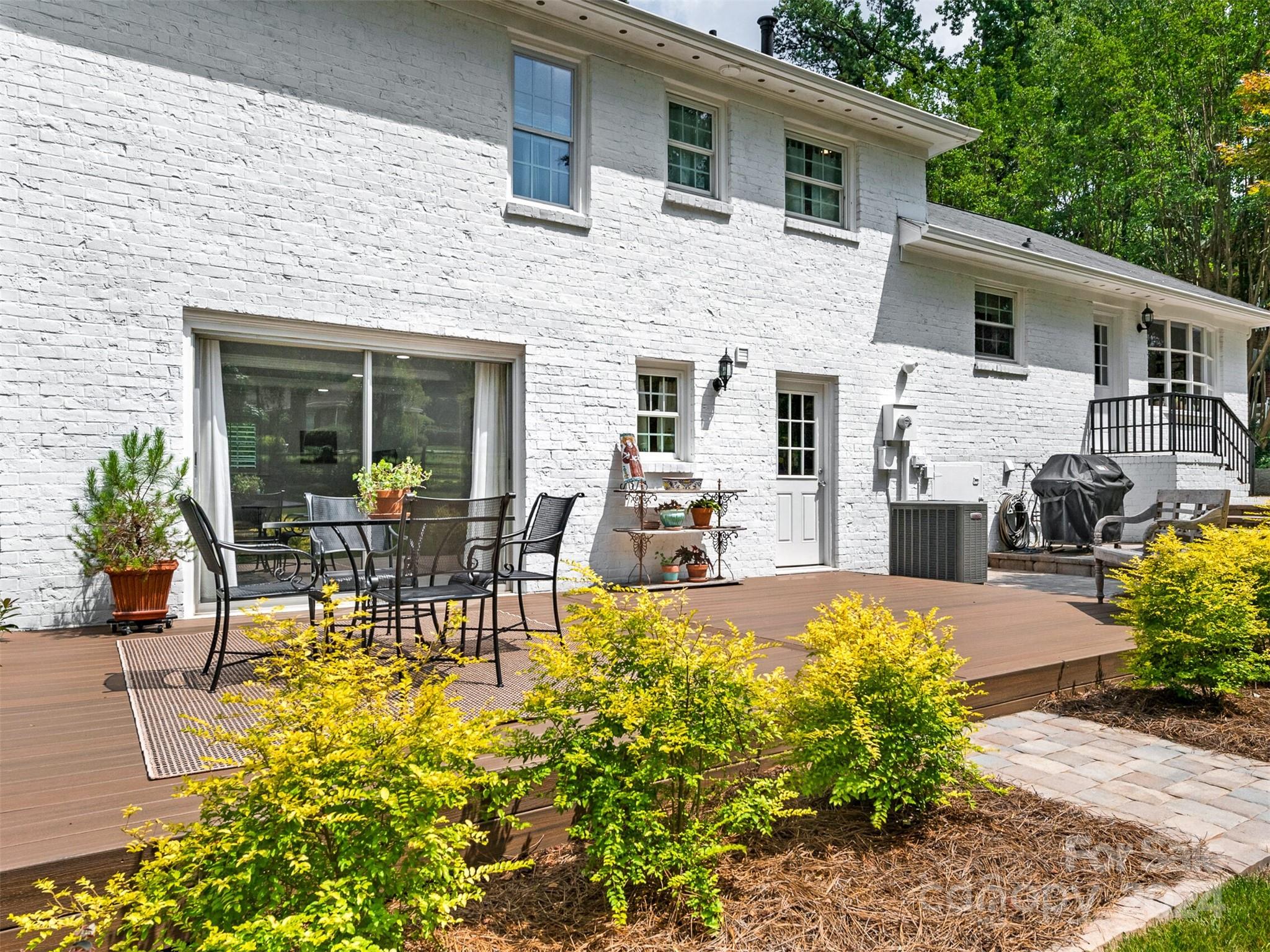 1201 Braeburn Road Charlotte, NC 28211 - Photo 26 of 31 Gallery Image 26