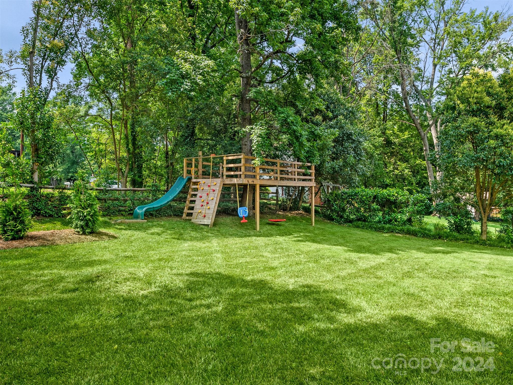 1201 Braeburn Road Charlotte, NC 28211 - Photo 28 of 31 Gallery Image 28