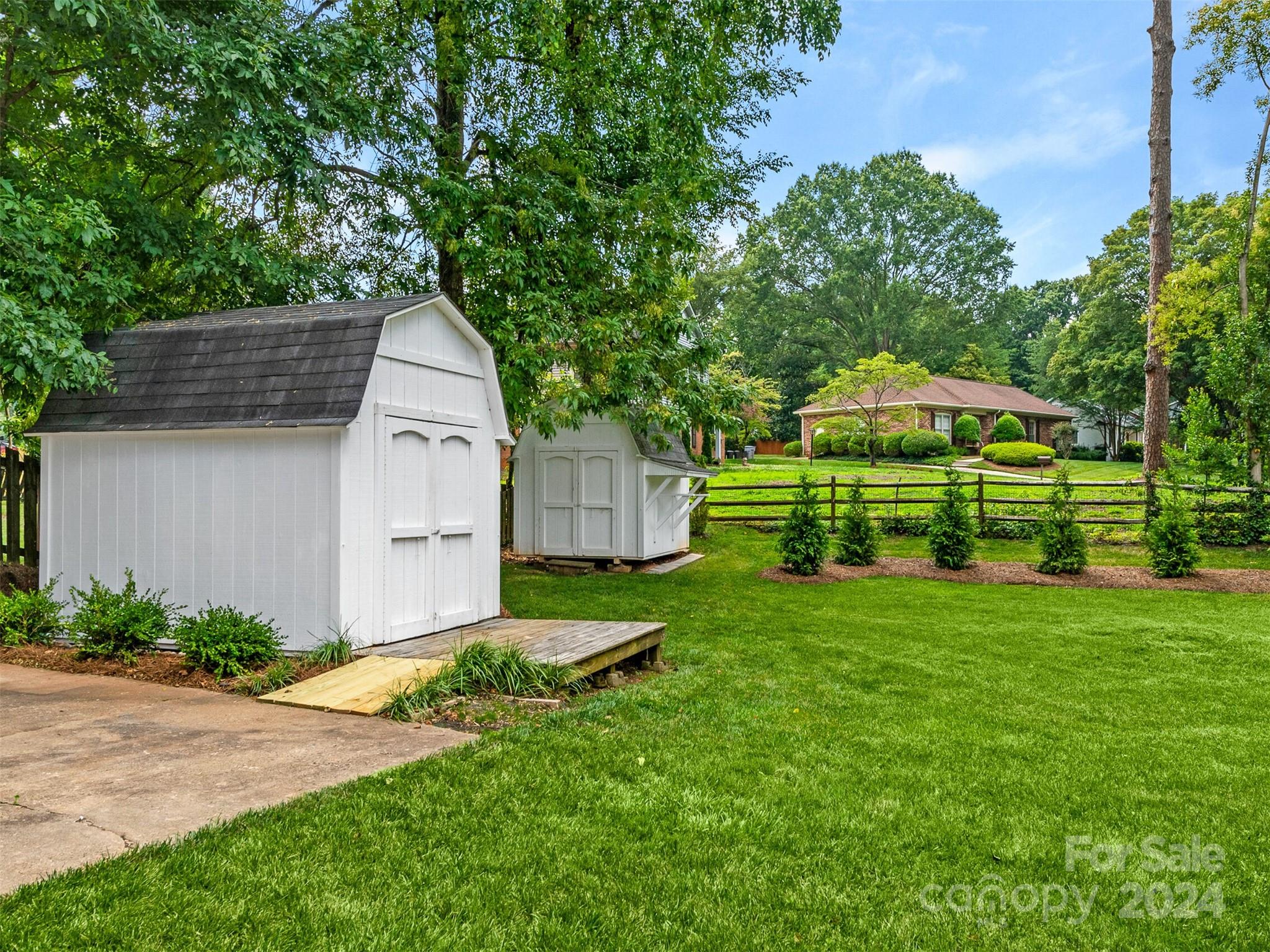 1201 Braeburn Road Charlotte, NC 28211 - Photo 29 of 31 Gallery Image 29