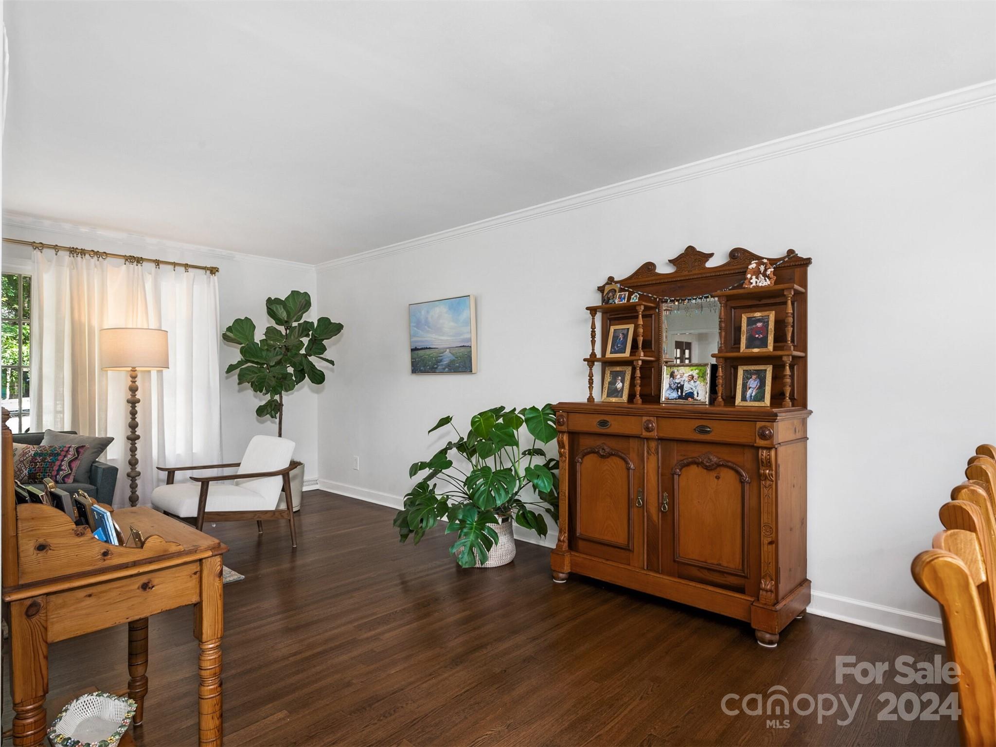 1201 Braeburn Road Charlotte, NC 28211 - Photo 5 of 31 Gallery Image 5