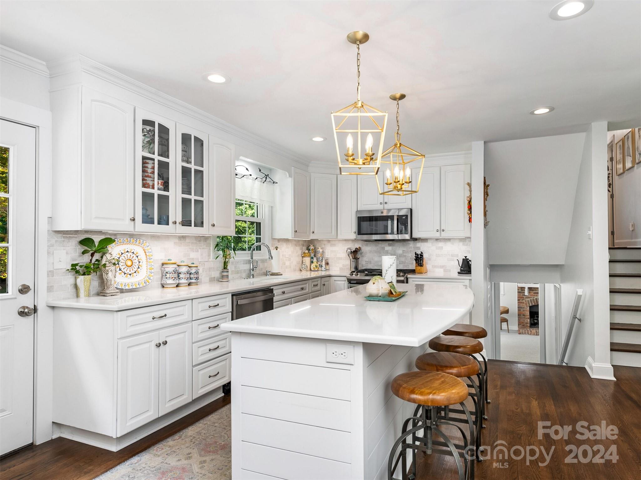 1201 Braeburn Road Charlotte, NC 28211 - Photo 7 of 31 Gallery Image 7