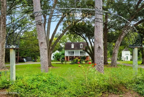 $1,800,000 | 1862 Bushville Highway, Arnaudville, LA 70512