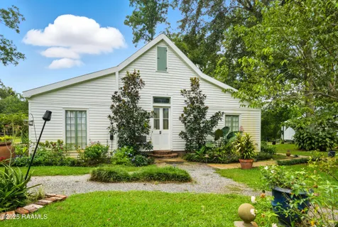 $1,800,000 | 1862 Bushville Highway, Arnaudville, LA 70512