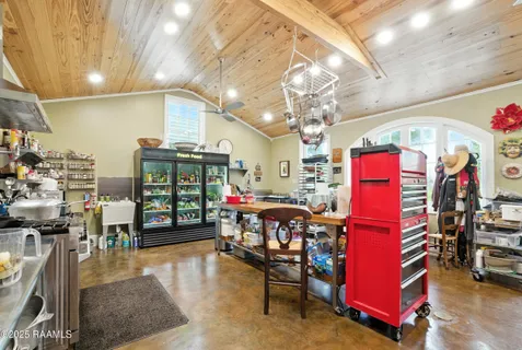 $1,800,000 | 1862 Bushville Highway, Arnaudville, LA 70512