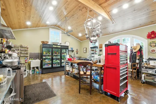 $1,800,000 | 1862 Bushville Highway, Arnaudville, LA 70512