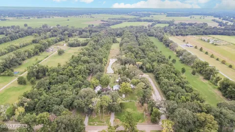 $1,800,000 | 1862 Bushville Highway, Arnaudville, LA 70512