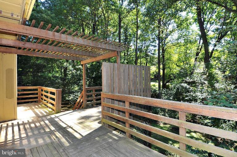 10951 Swansfield Road Columbia, MD 21044 - Photo 20 of 22 Deck