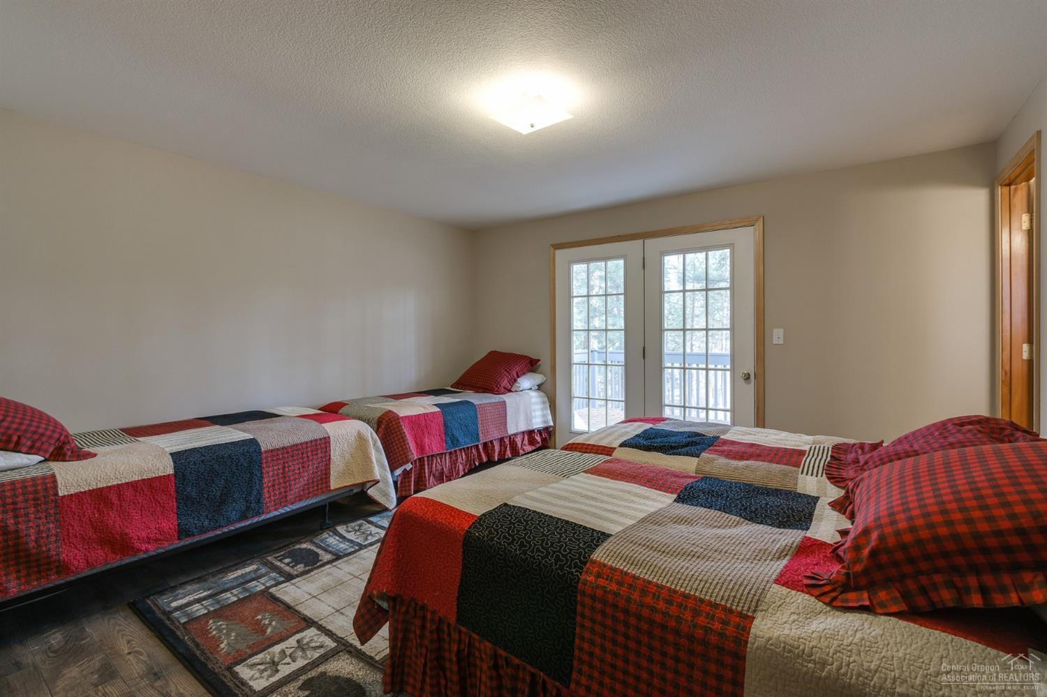 17184 Island Loop Way Bend, OR 97707 - Photo 11 of 25 Additional Photo