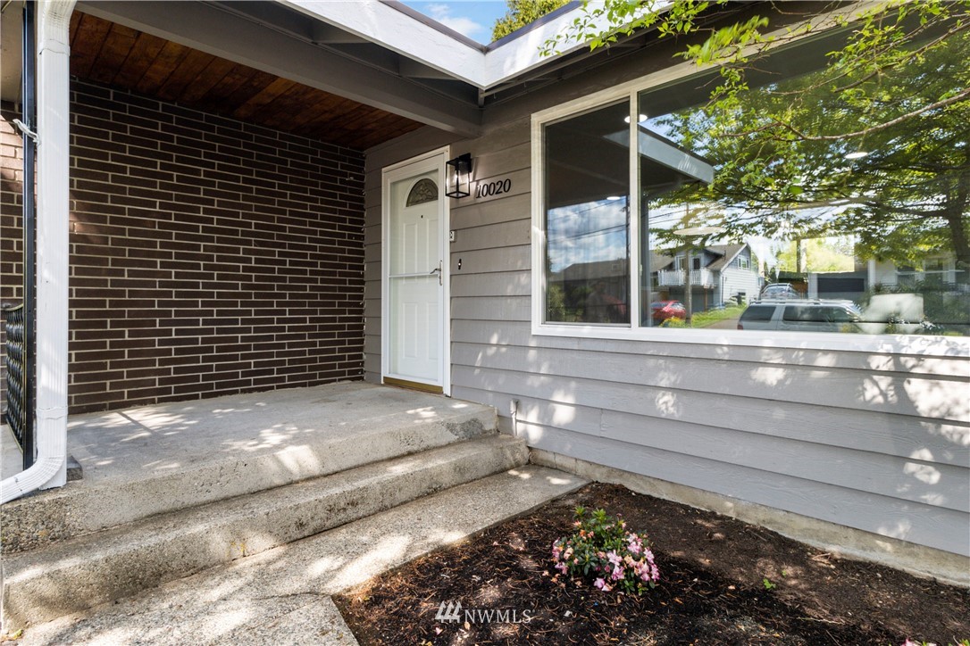 10020 126th Avenue Southeast Renton, WA 98056 - Photo 2 of 30 Gallery Image 2