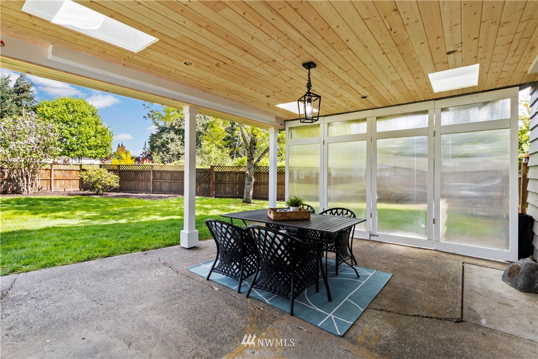 10020 126th Avenue Southeast Renton, WA 98056 - Photo 20 of 30 Gallery Image 20