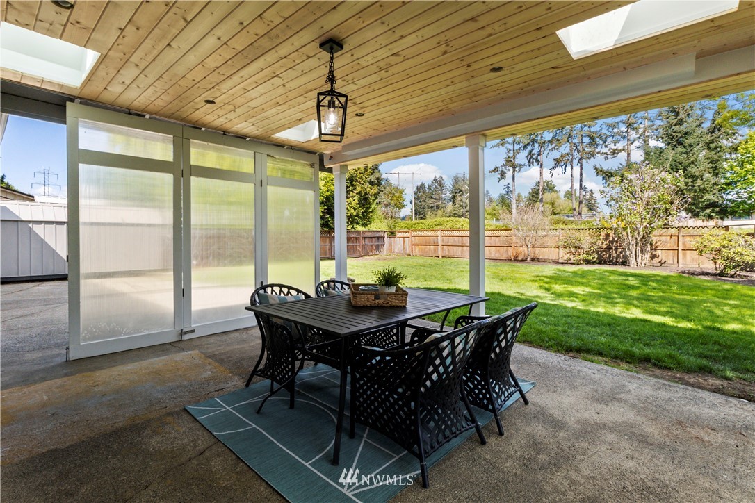 10020 126th Avenue Southeast Renton, WA 98056 - Photo 21 of 30 Gallery Image 21
