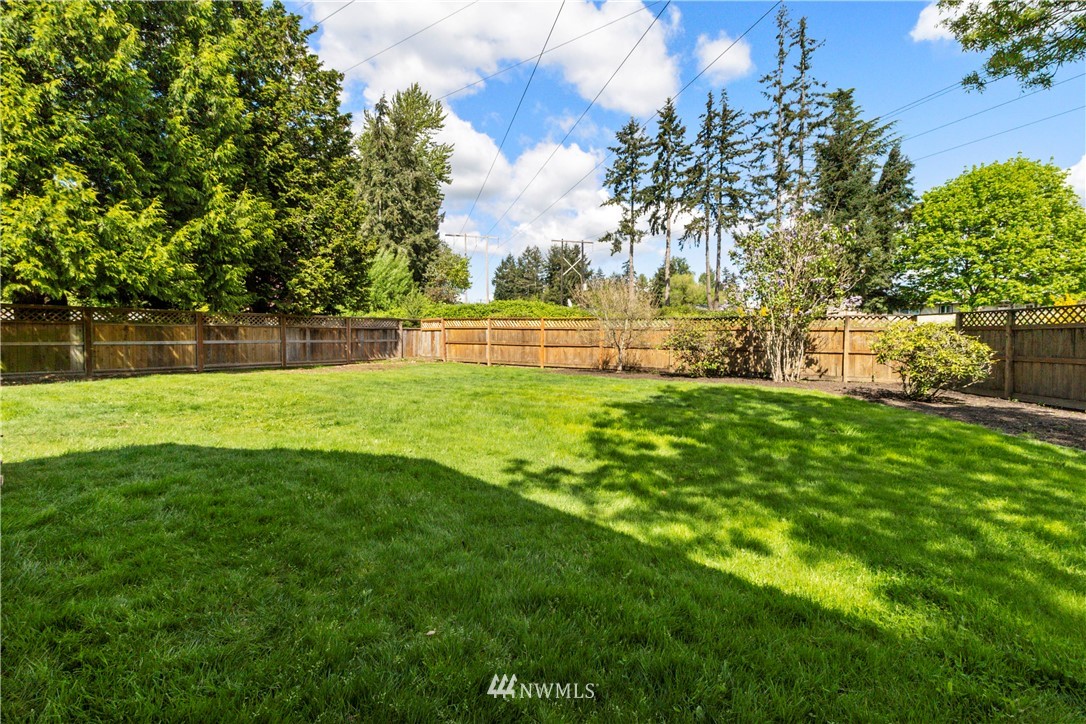 10020 126th Avenue Southeast Renton, WA 98056 - Photo 28 of 30 Gallery Image 28
