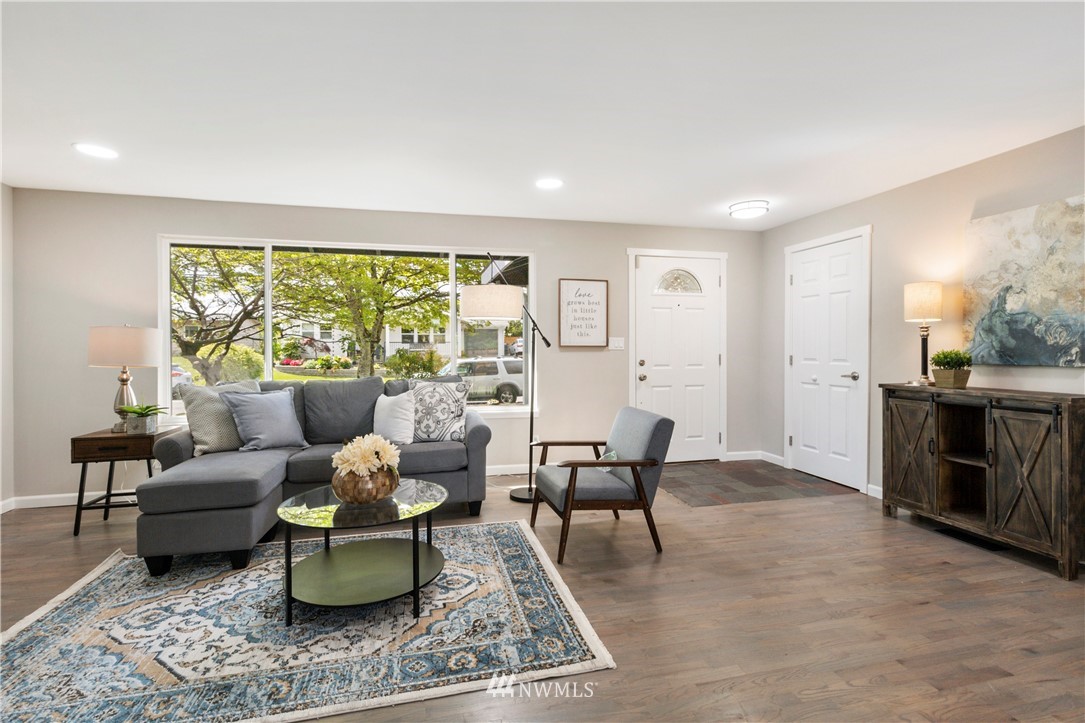 10020 126th Avenue Southeast Renton, WA 98056 - Photo 6 of 30 Gallery Image 6