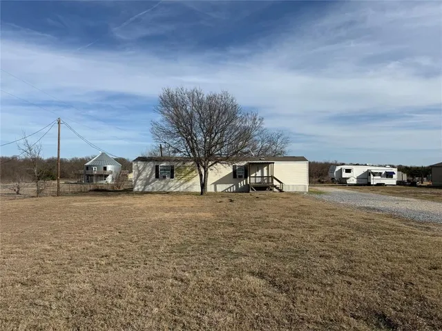$2,000 | 9879 Private Road 5377, Nevada, TX 75173