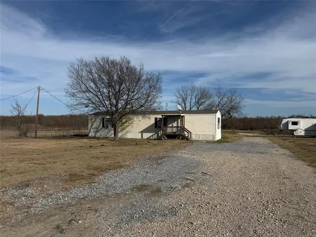 $2,000 | 9879 Private Road 5377, Nevada, TX 75173
