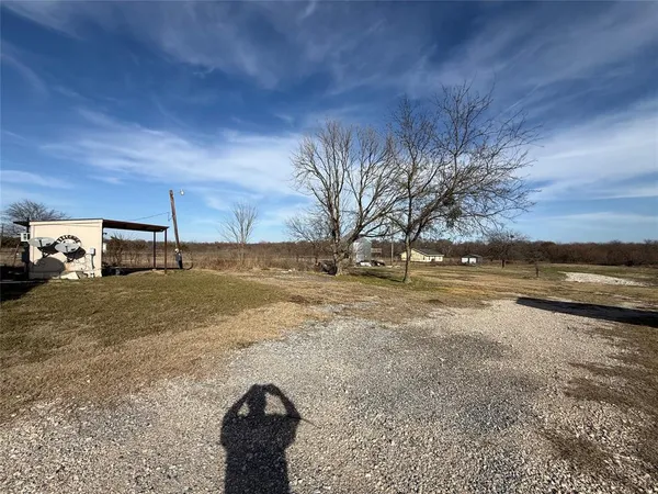 $1,800 | 9879 Private Road 5377, Nevada, TX 75173