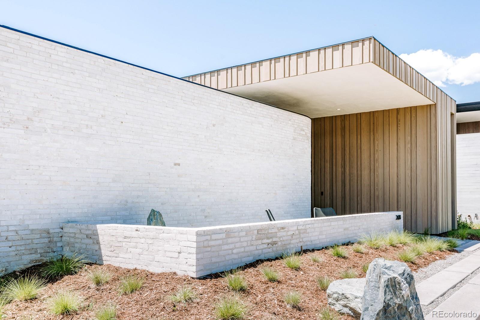 2618 East Cedar Avenue Denver, CO 80209 - Photo 2 of 38