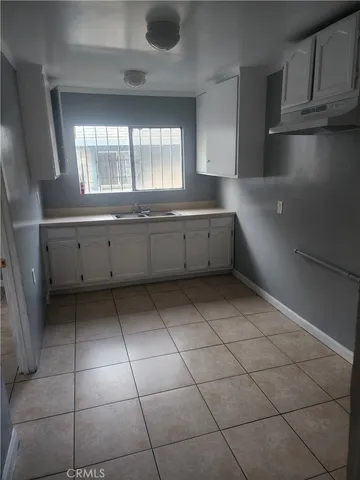 $2,850 | 1470 East 42nd Street, Los Angeles, CA 90011