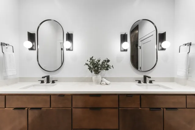 $1,099,900 | 1414 57th Avenue North, Nashville, TN 37209