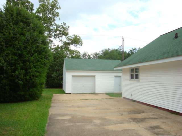 20 Alexander Street Liberty, SC 29657 - Photo 3 of 17 Gallery Image 3