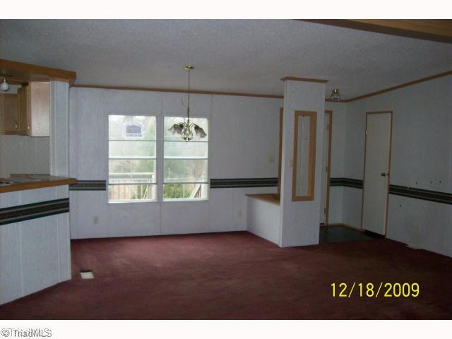 1562 Pinnacle Hotel Road Pinnacle, NC 27043 - Photo 5 of 11 Dining Room.