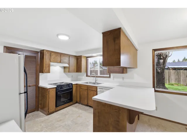 $399,900 | 1937 Wimbledon Court Northwest, Salem, OR 97304