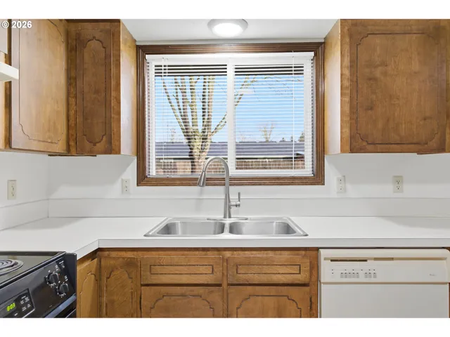 $399,900 | 1937 Wimbledon Court Northwest, Salem, OR 97304