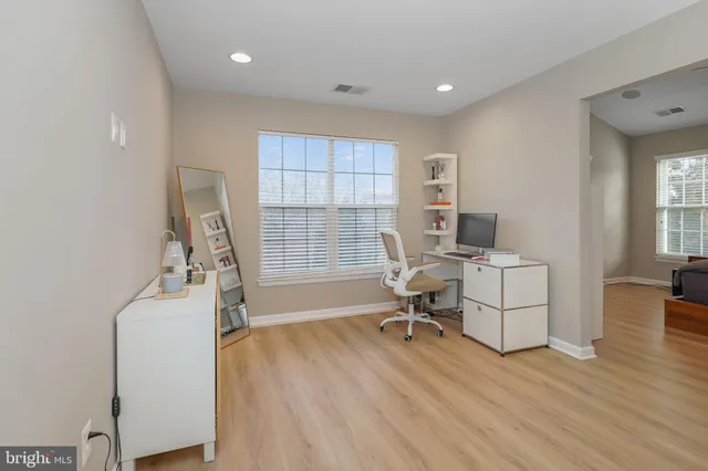 $4,500 | 43104 Baltusrol Terrace, Ashburn, VA 20147