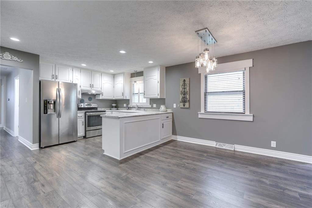 617 Ralston Road Indianapolis, IN 46217 - Photo 9 of 30 Gallery Image 9