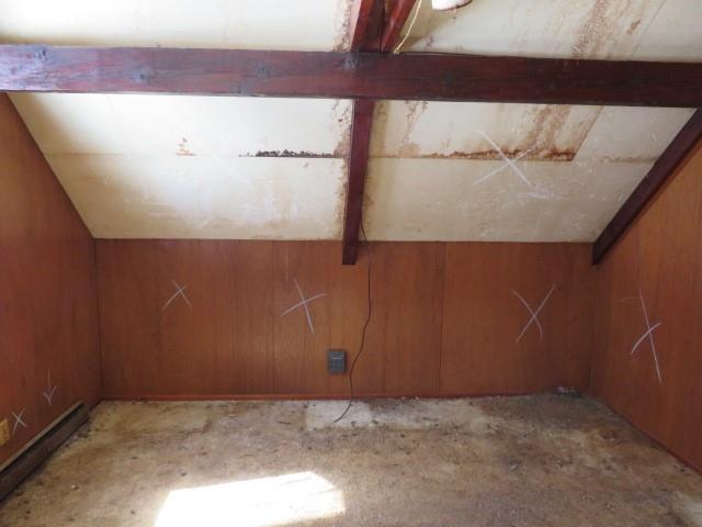 238 Horse Shoe Bend Road Acme, PA 15610 - Photo 4 of 31