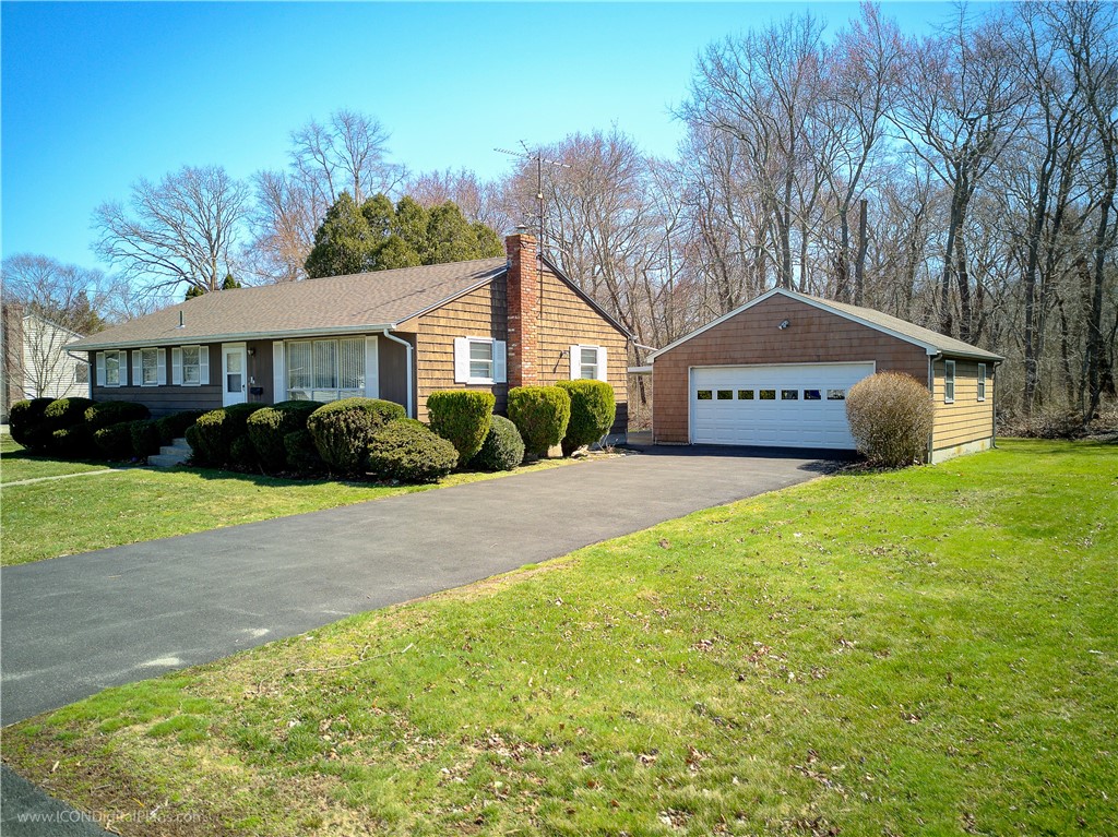11 Ridgeway Drive Warren, RI 02885 - Photo 1 of 47 Gallery Image 1