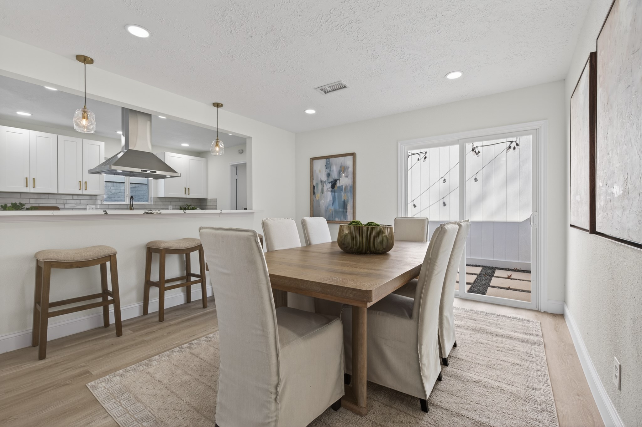 6207 Rollingbrook Drive Houston, TX 77096 - Photo 15 of 47