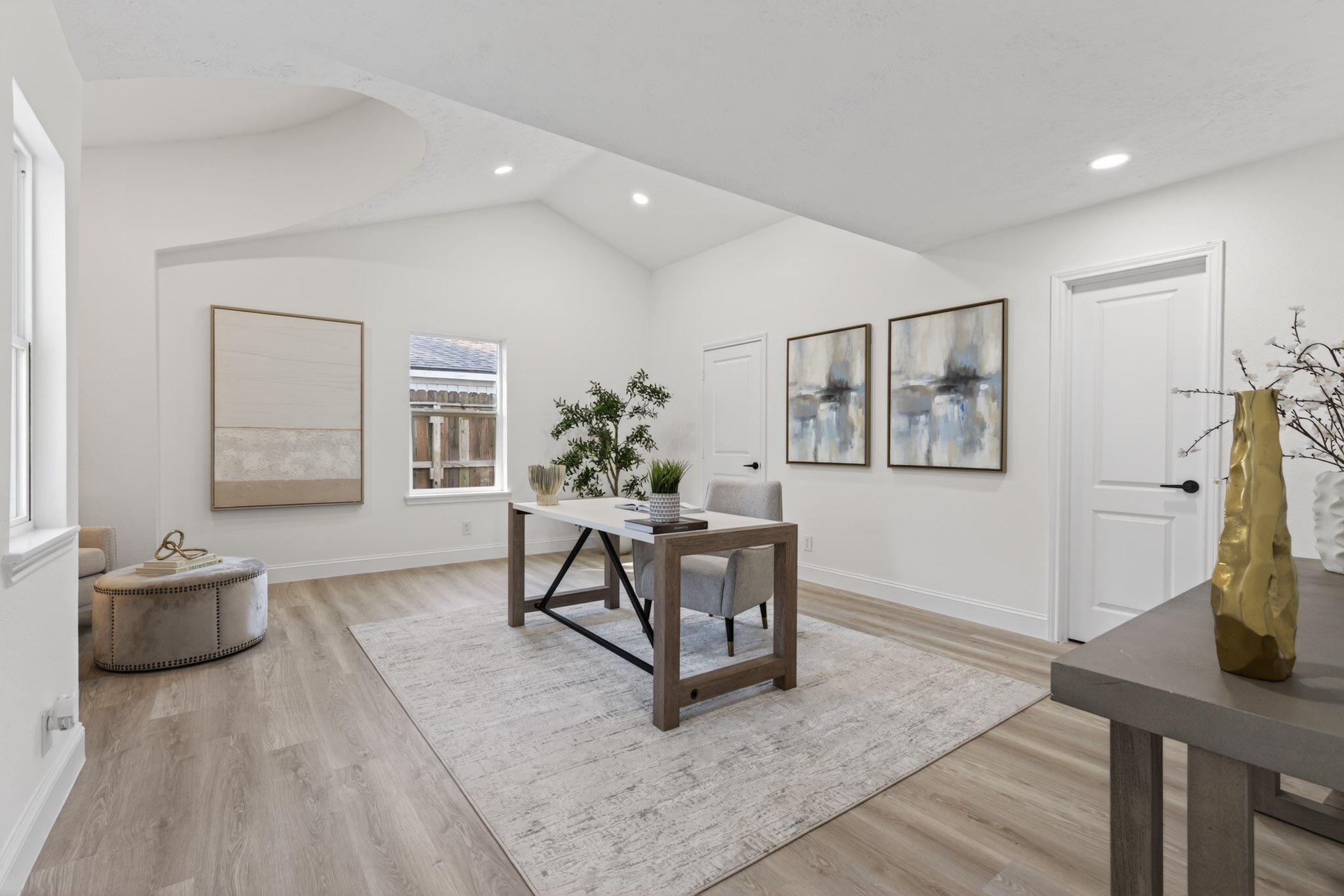 6207 Rollingbrook Drive Houston, TX 77096 - Photo 17 of 47