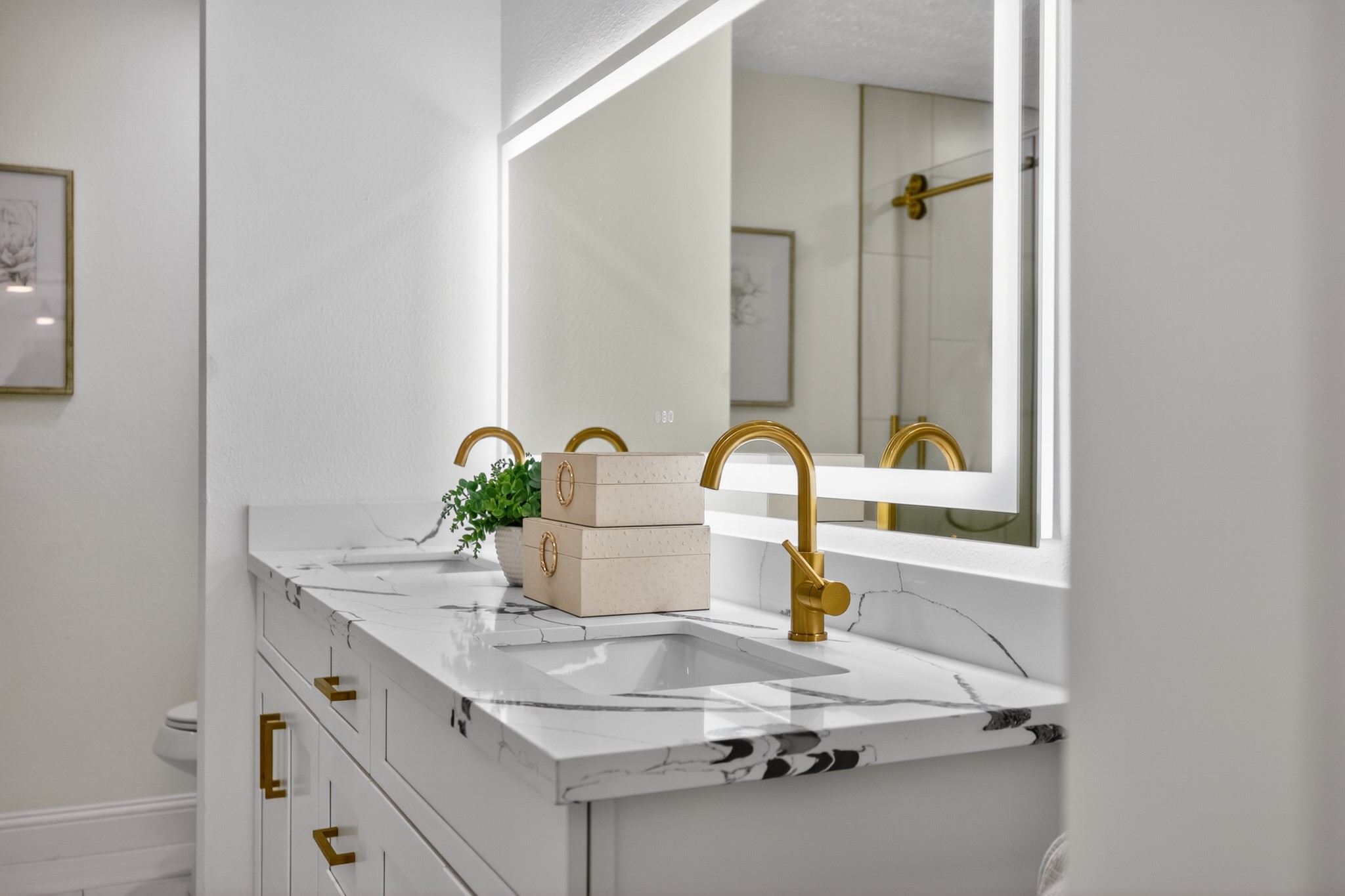 6207 Rollingbrook Drive Houston, TX 77096 - Photo 24 of 47