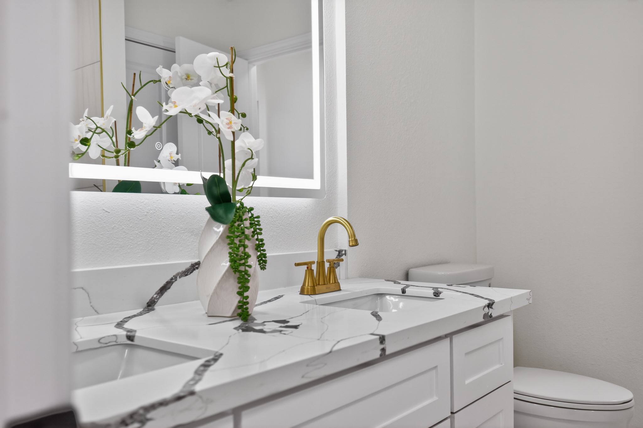 6207 Rollingbrook Drive Houston, TX 77096 - Photo 33 of 47