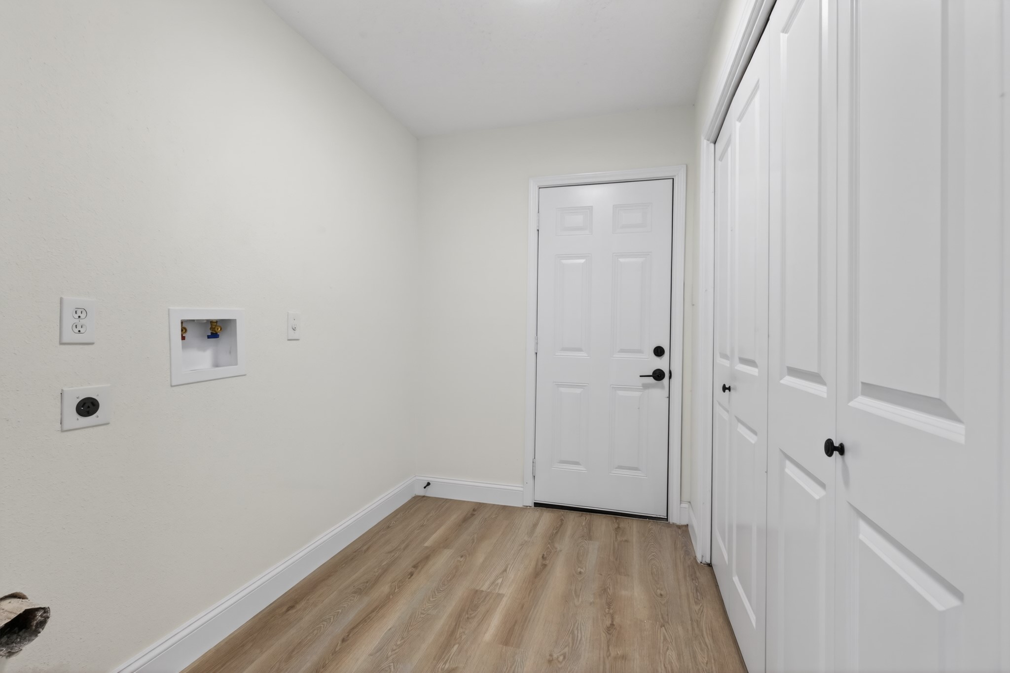 6207 Rollingbrook Drive Houston, TX 77096 - Photo 36 of 47